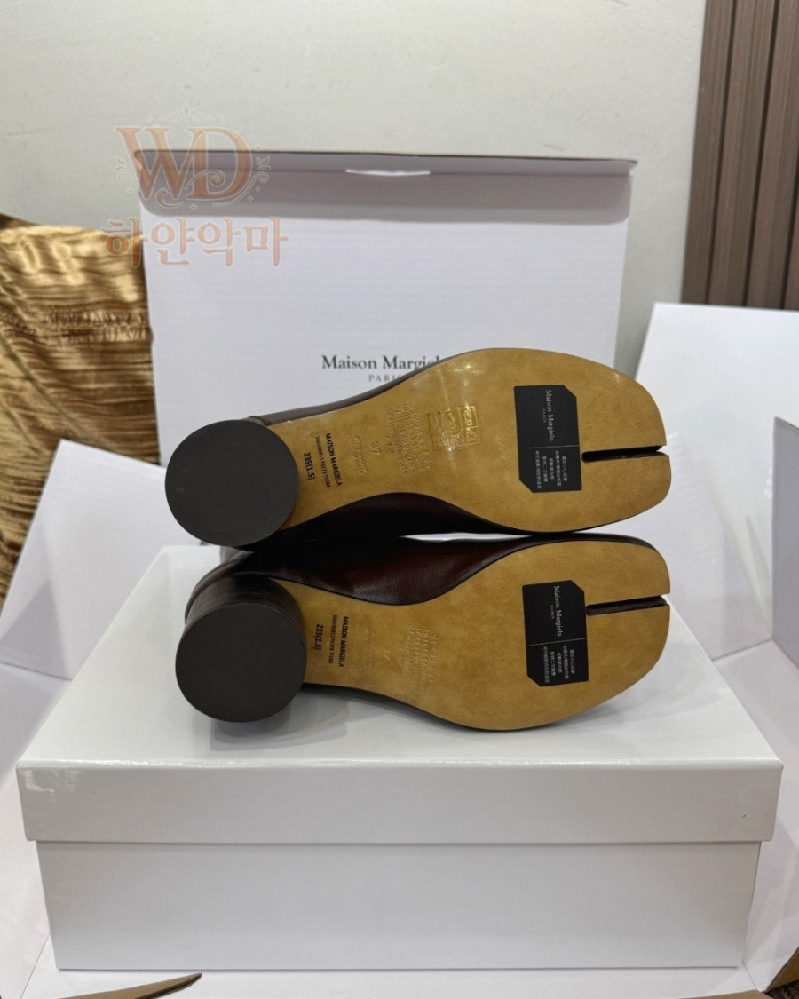 메종마르지엘라부츠-하얀악마-15.jpg