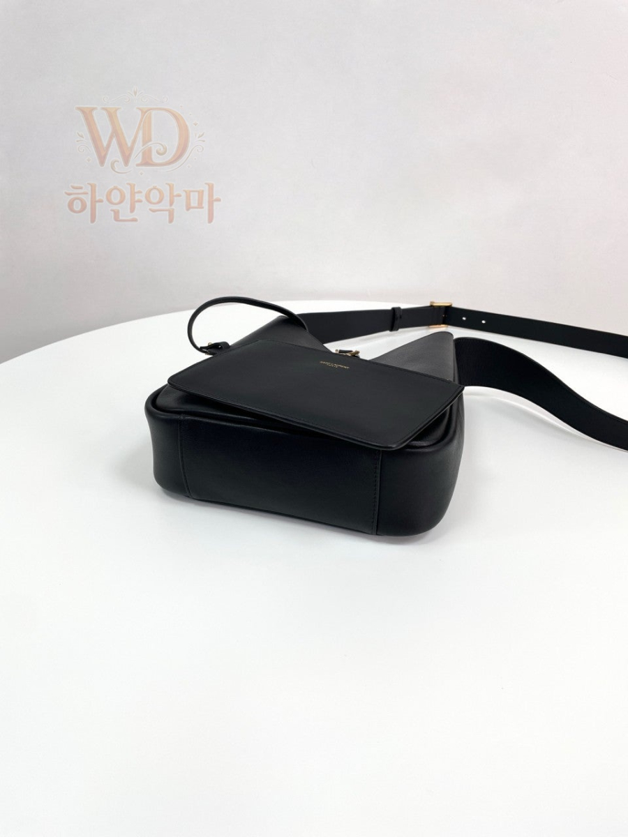 생로랑LE5A7-하얀악마-8.jpg