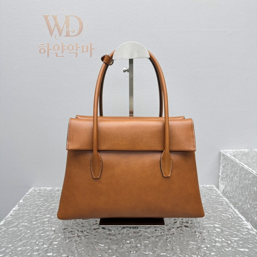 미우미우솔리테르-하얀악마-6.jpg