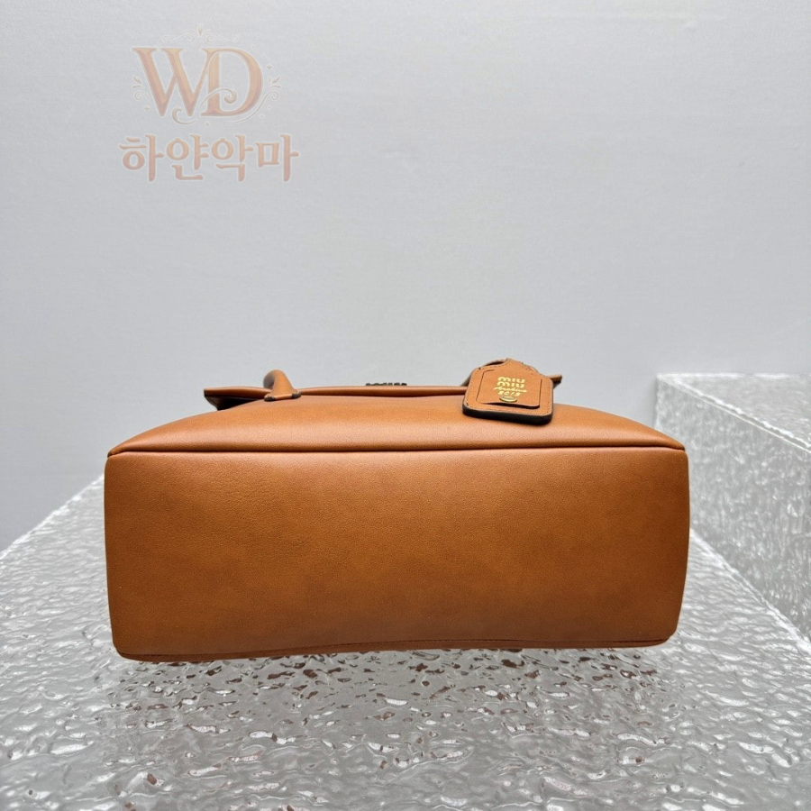 미우미우솔리테르-하얀악마-8.jpg