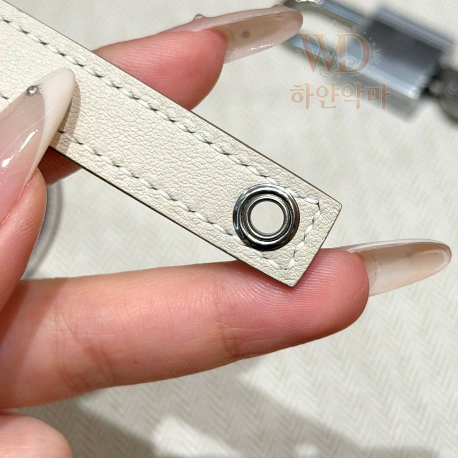 피코탄-하얀악마-에르메스 (14).jpg