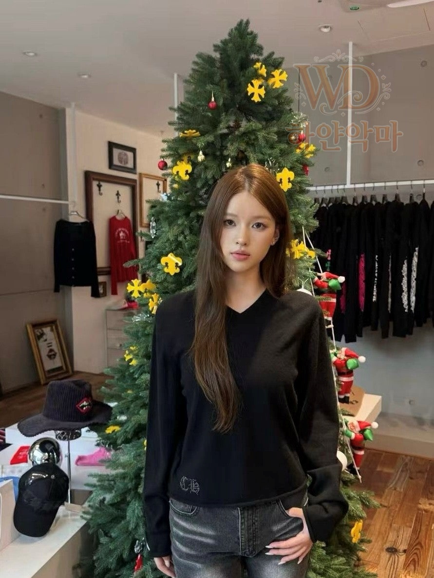 여자크롬하츠스웨터-하얀악마-1.jpg