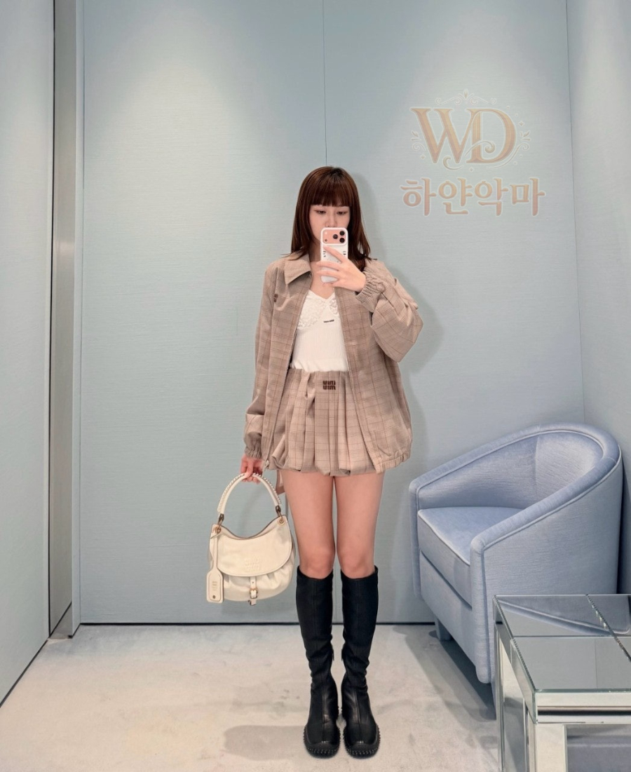 미우미우자켓아우터-하얀악마-1.jpg