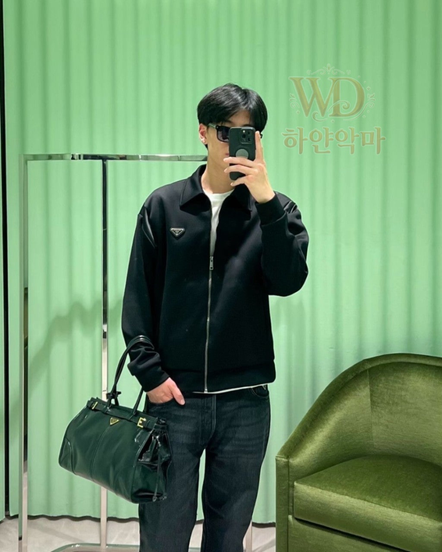 2026프라다신상-남성아우터-하얀악마-1.jpg