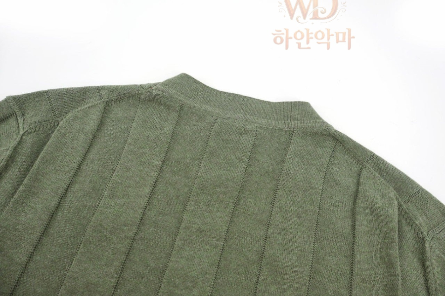 브루넬로쿠치넬리가디건-하얀악마-8.jpg