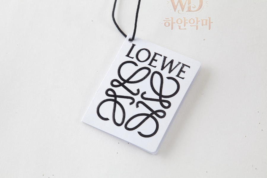 로에베스웨터-하얀악마-12.jpg