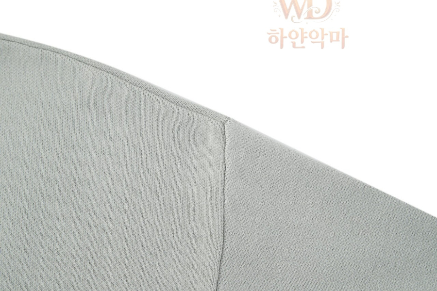 로에베니트-하얀악마-12.jpg
