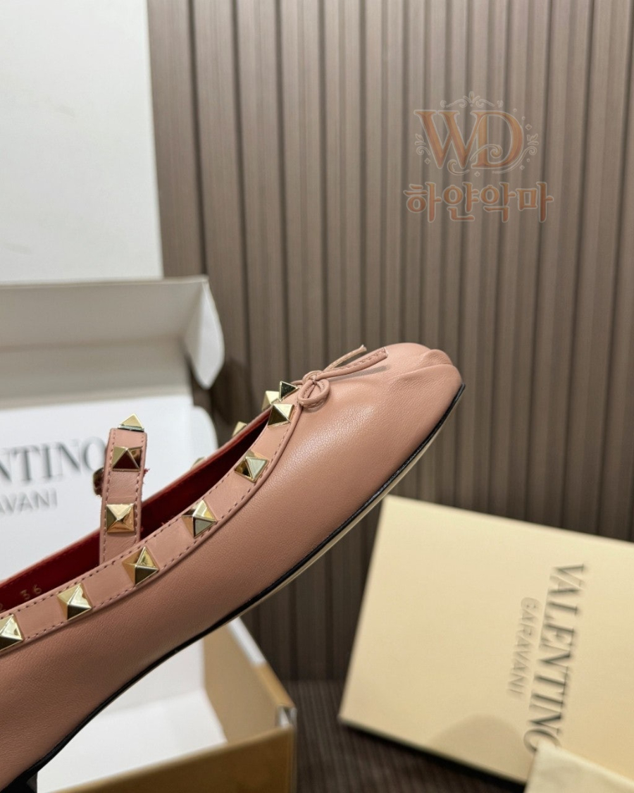 발렌티노플랫슈즈-하얀악마-18.jpg