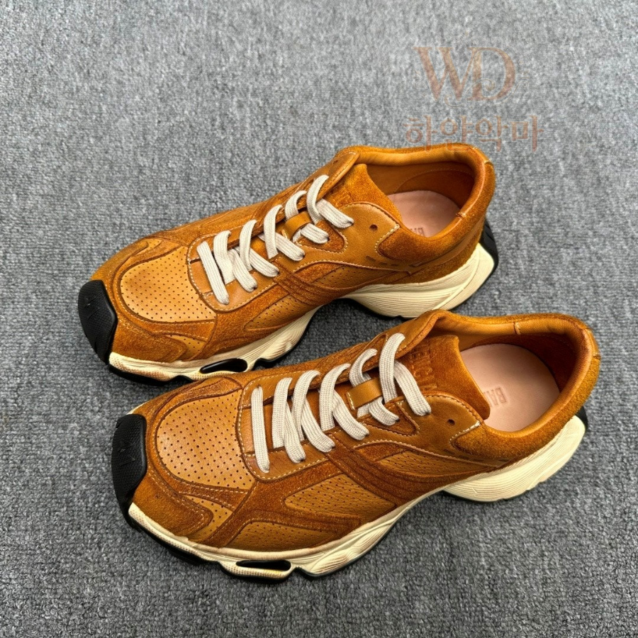 하얀악마-발렌시아가남성운동화-6.jpg