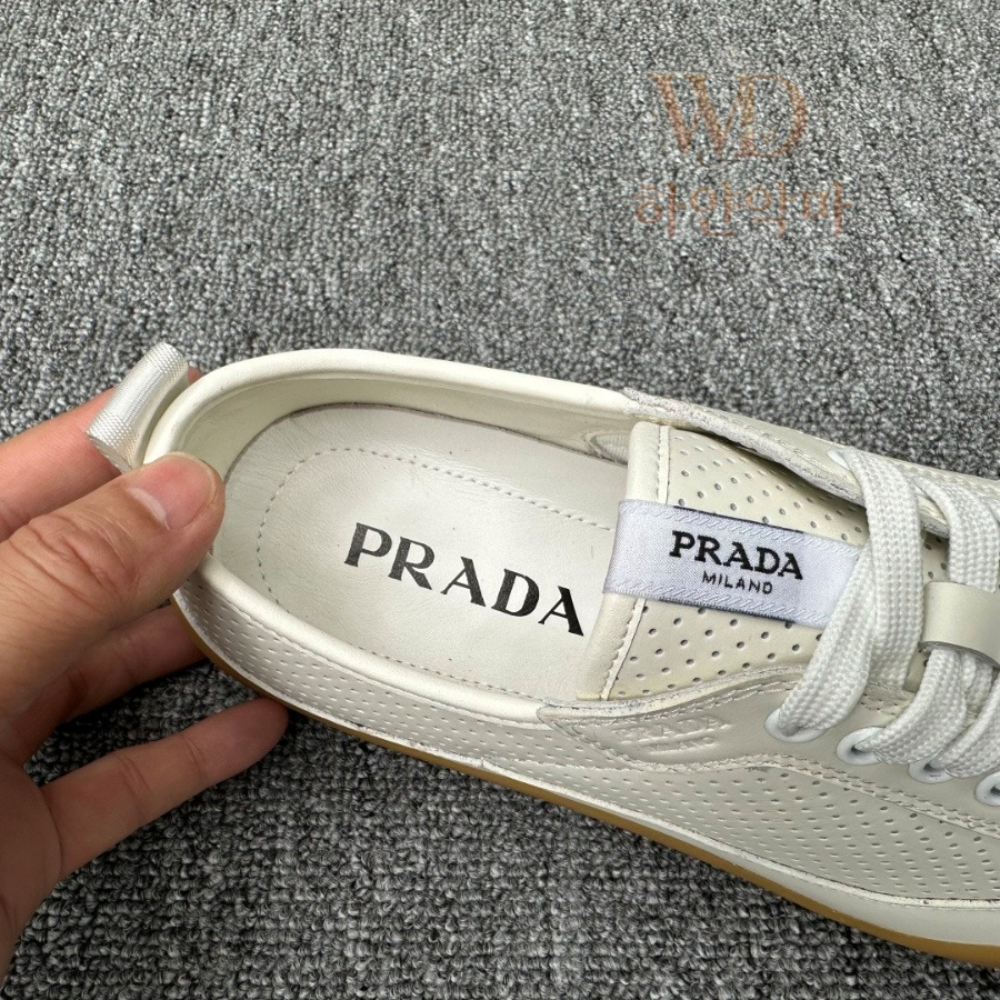 하얀악마-프라다남성운동화-12.jpg