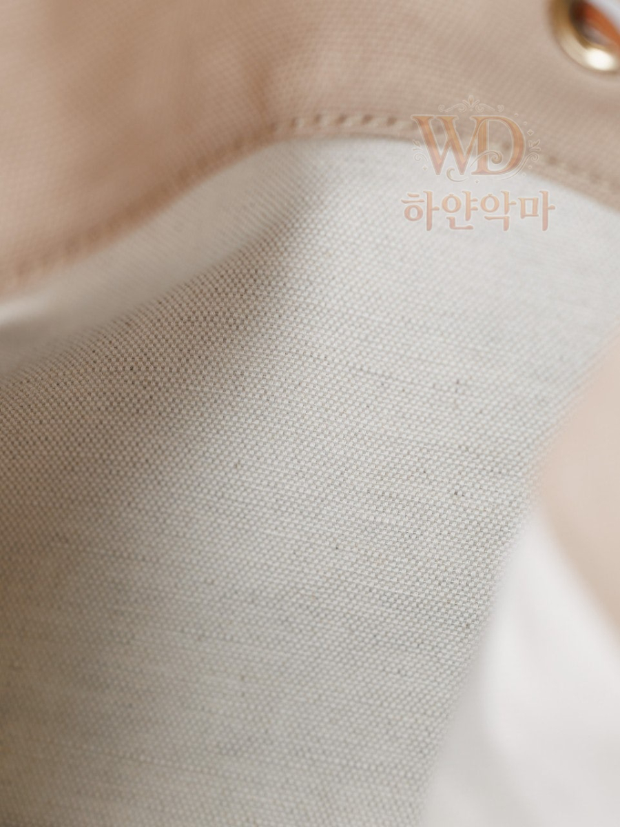 미우미우캔버스백팩-하얀악마-18.jpg