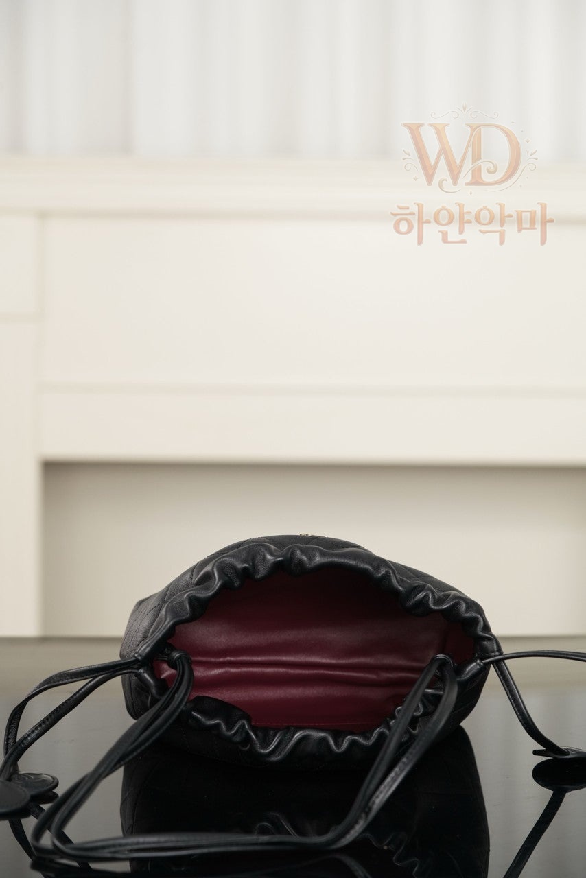 샤넬2026-스트랩클러치-하얀악마-9.jpg