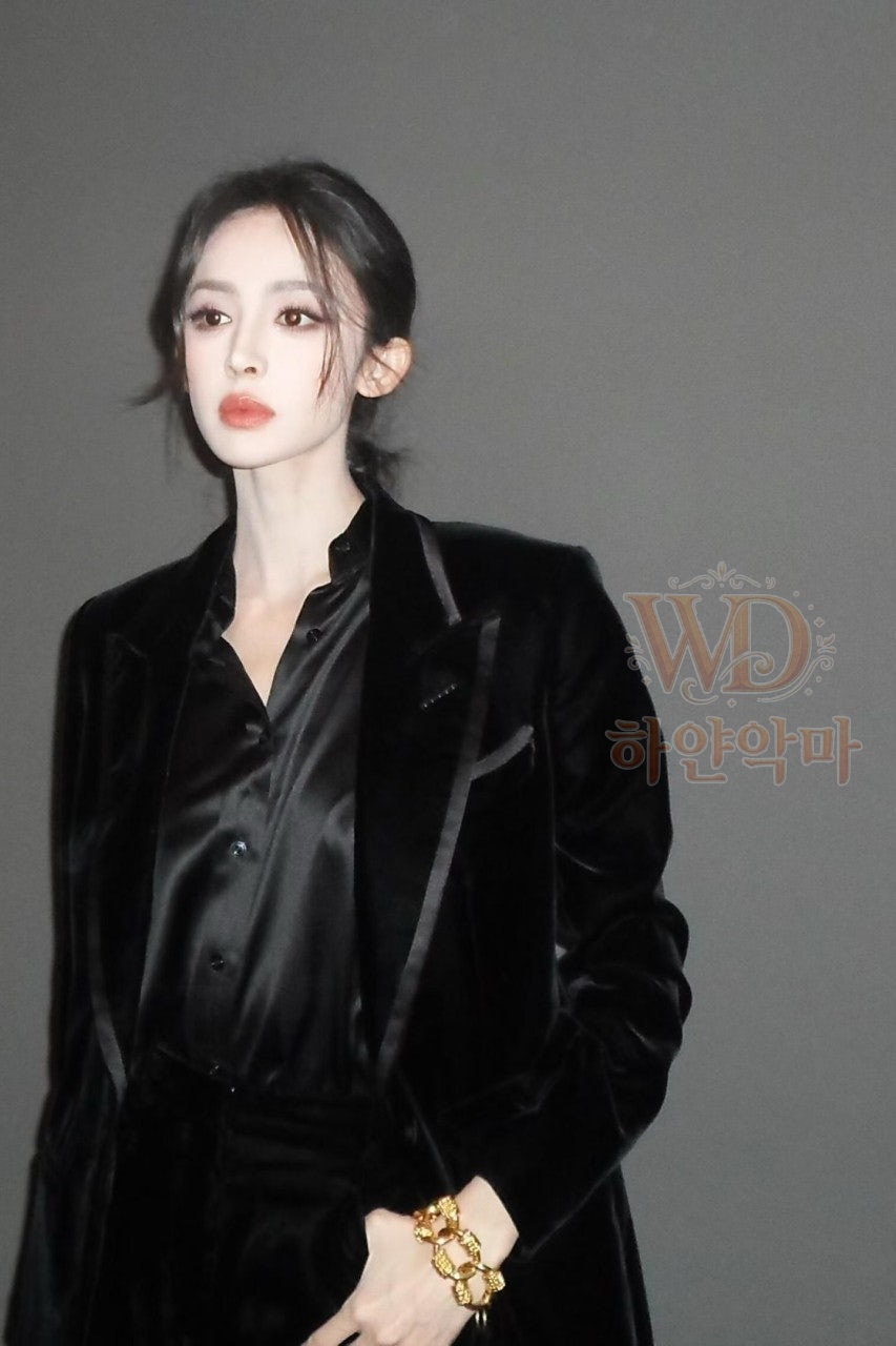 펜디벨벳자켓-하얀악마-2.jpg