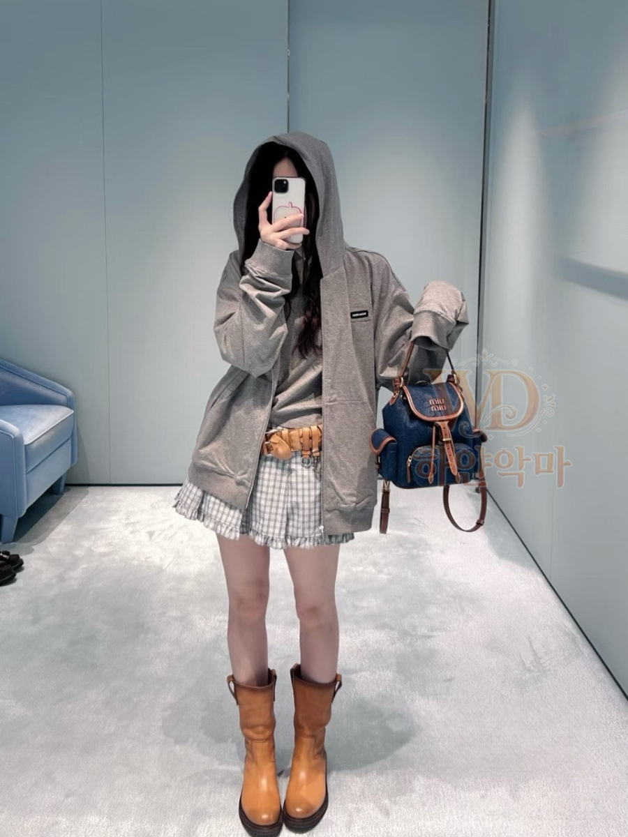 신상미우미우후드집업-하얀악마-1.jpg
